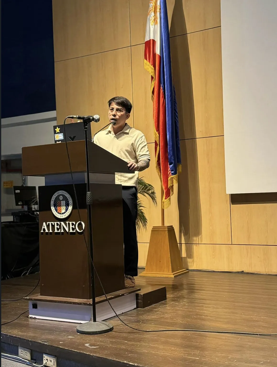 Rodrick Alcantara speaking at an event